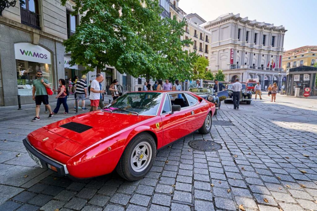 Madrid by Classic Car: Sightseeing in Style